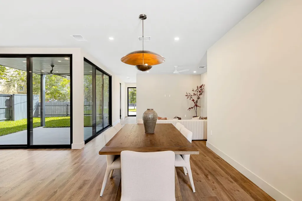 4412 Banister Lane Austin TX 78745