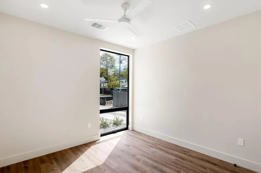 4412 Banister Lane Austin TX 78745