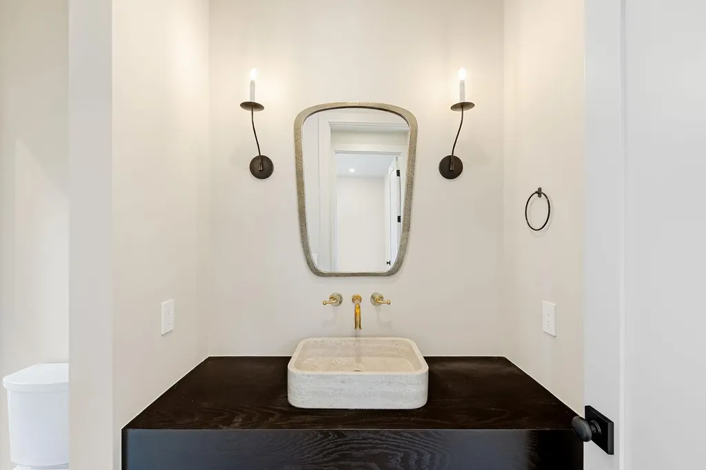 4412 Banister Lane Austin TX 78745