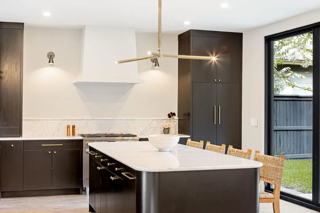 4412 Banister Lane Austin TX 78745