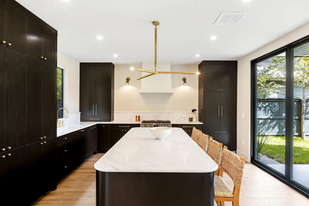 4412 Banister Lane Austin TX 78745
