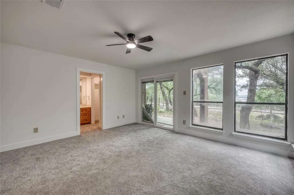 901 Cheyenne Horseshoe Bay TX 78657