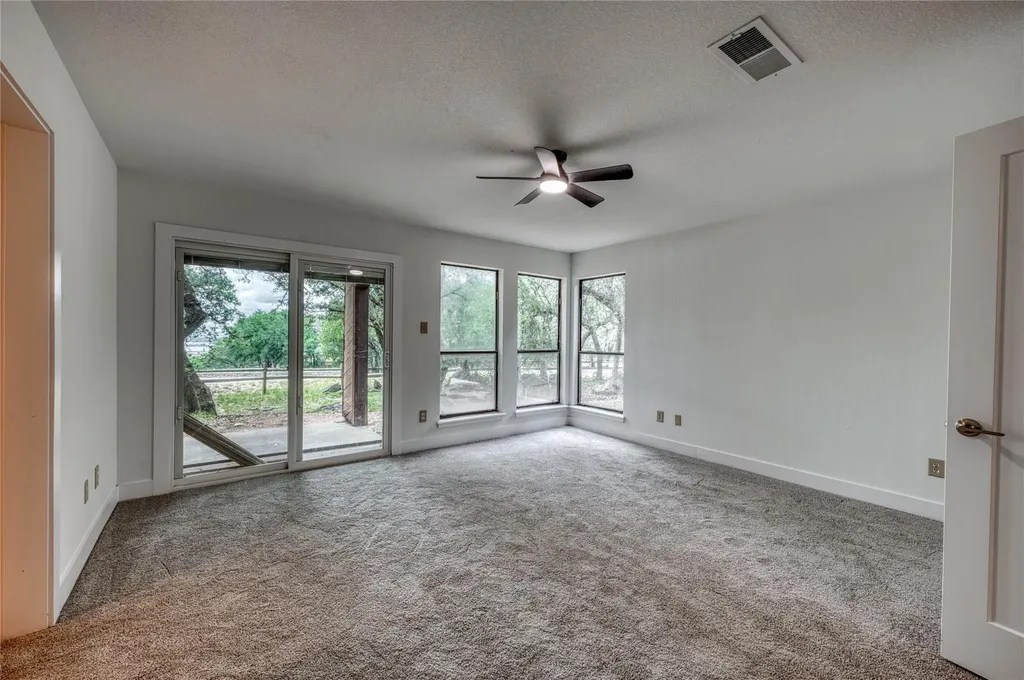 901 Cheyenne Horseshoe Bay TX 78657