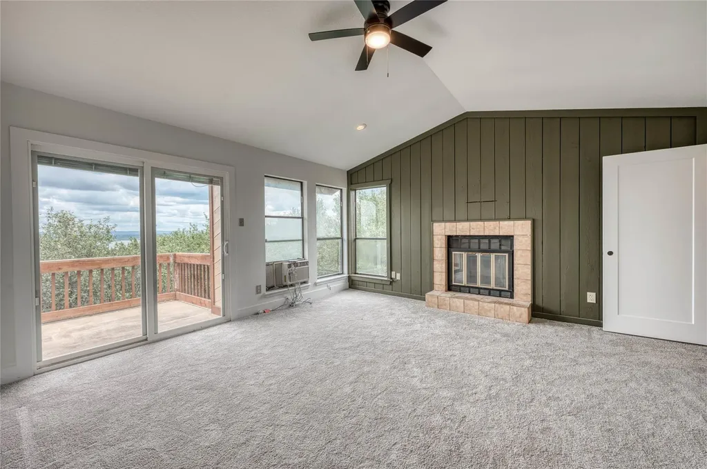 901 Cheyenne Horseshoe Bay TX 78657
