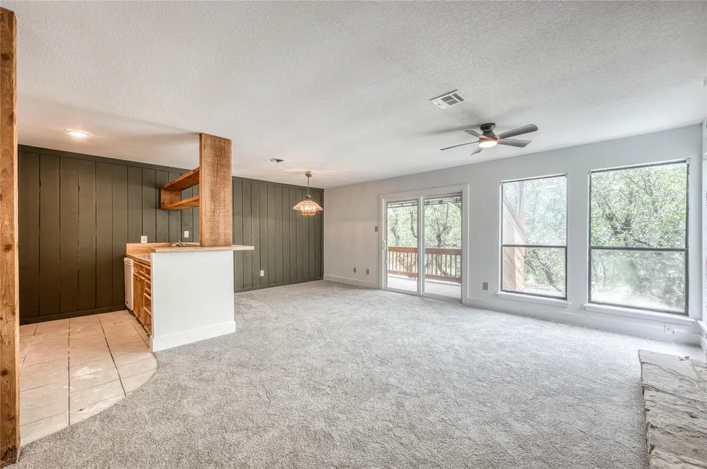 901 Cheyenne Horseshoe Bay TX 78657