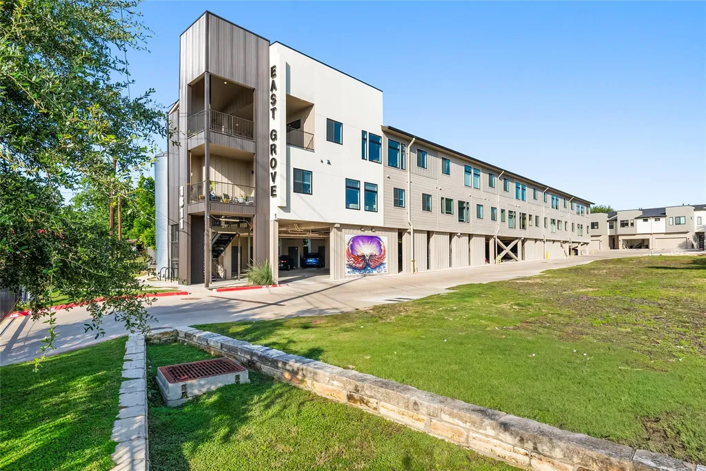 1811 Webberville Road Austin TX 78721