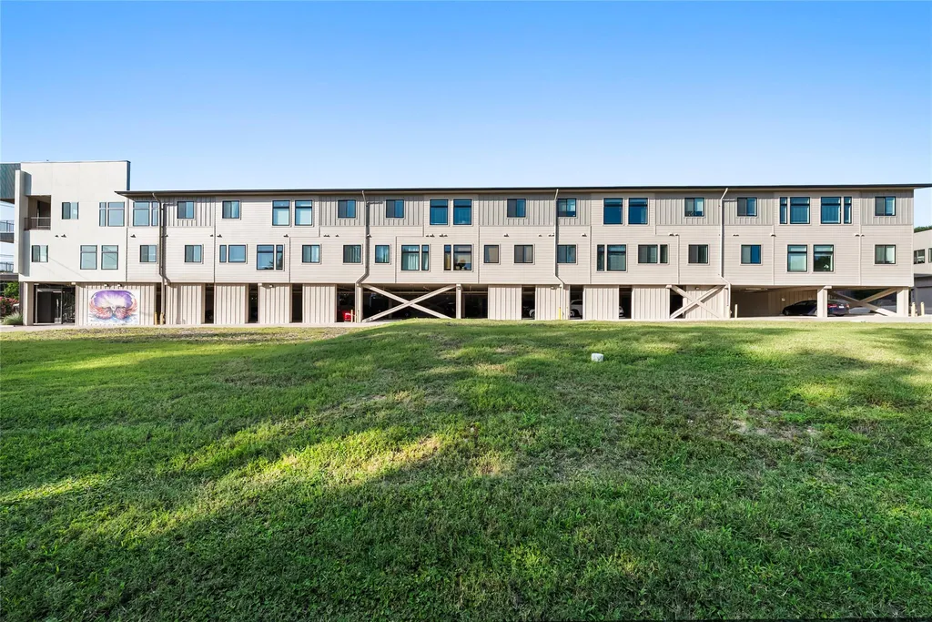 1811 Webberville Road Austin TX 78721