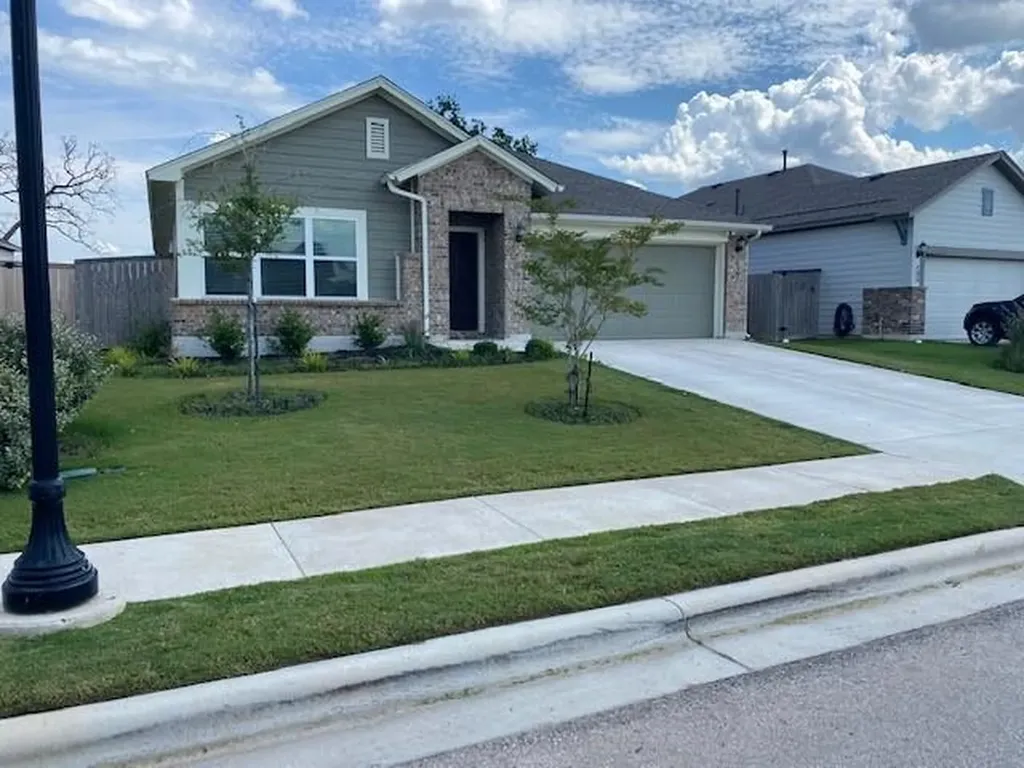 127 Patrick Herndon Drive Bastrop TX 78602
