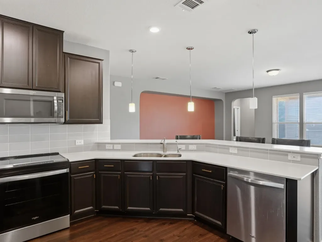 640 Landon Samuel Loop Pflugerville TX 78660