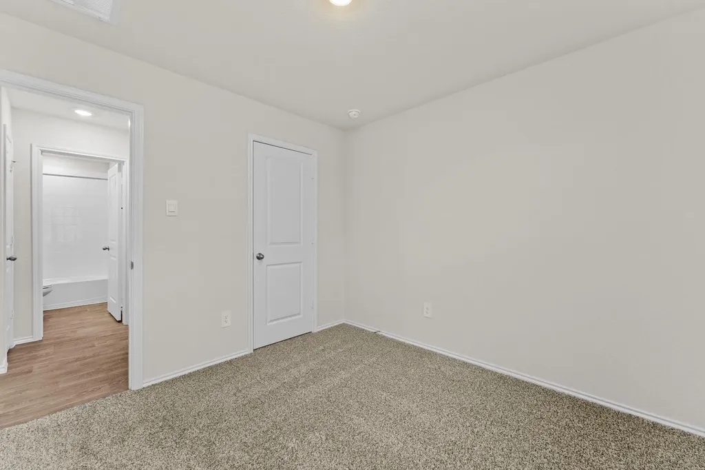 304 Wild Goose Drive Luling TX 78648