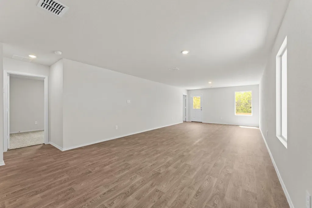 304 Wild Goose Drive Luling TX 78648