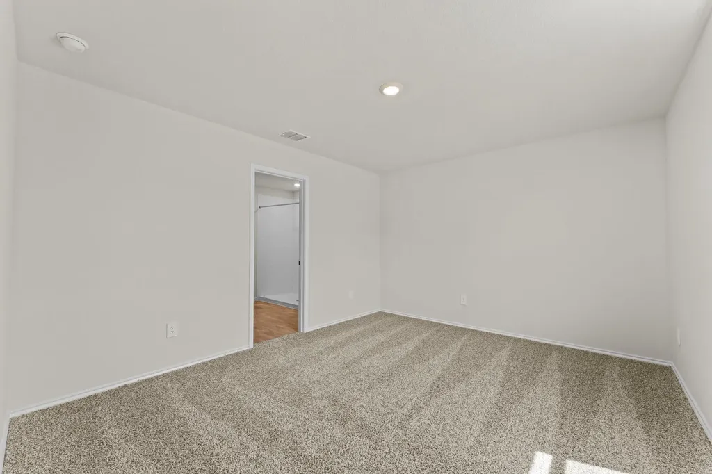 304 Wild Goose Drive Luling TX 78648