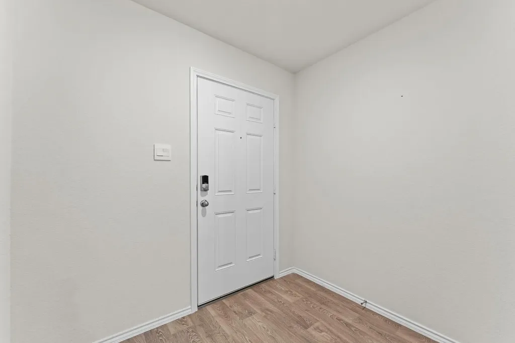 304 Wild Goose Drive Luling TX 78648