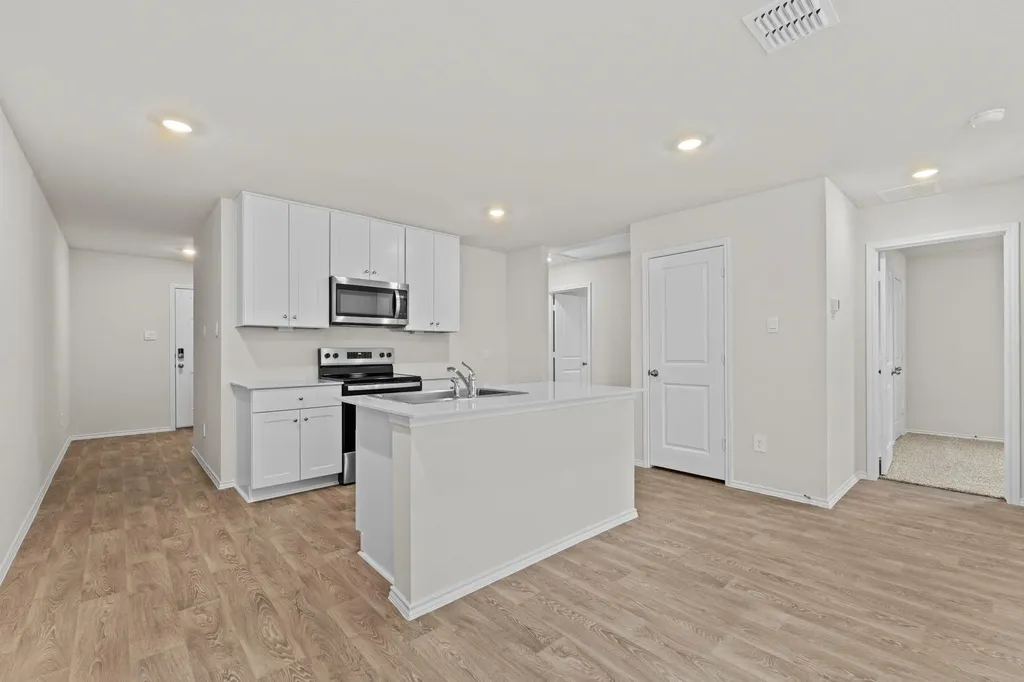 304 Wild Goose Drive Luling TX 78648