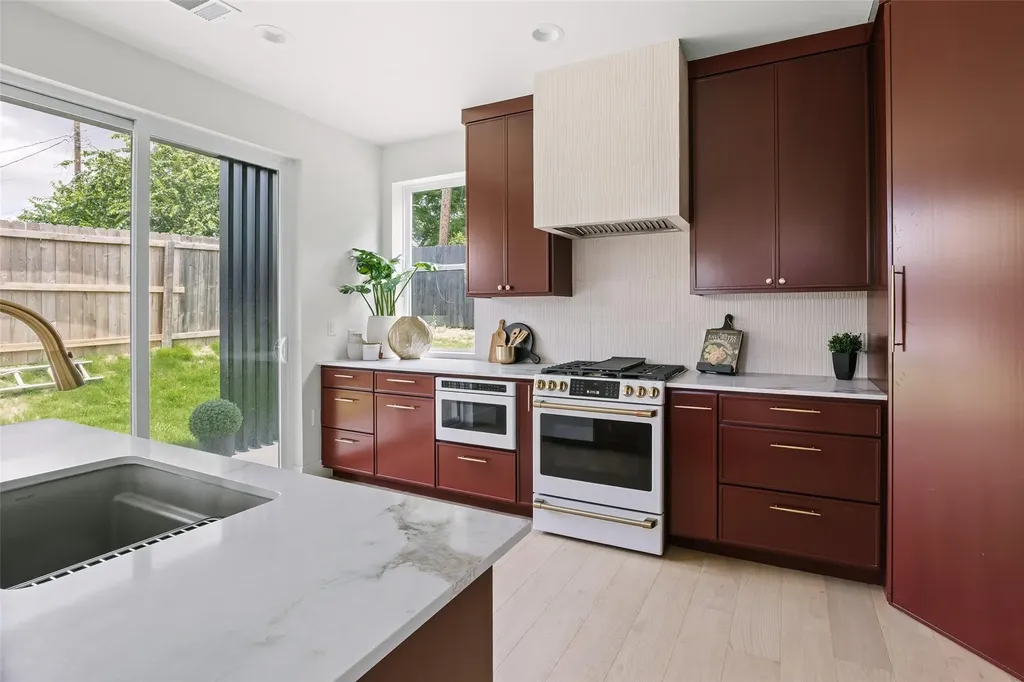 5104 Stone Gate Drive Austin TX 78721
