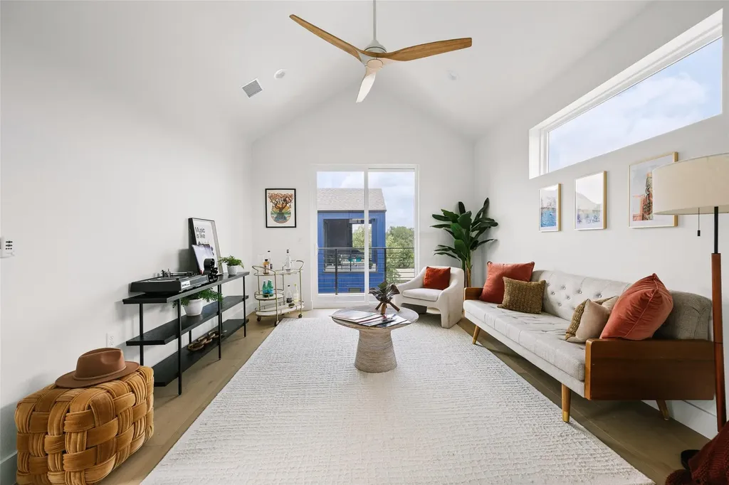 5104 Stone Gate Drive Austin TX 78721