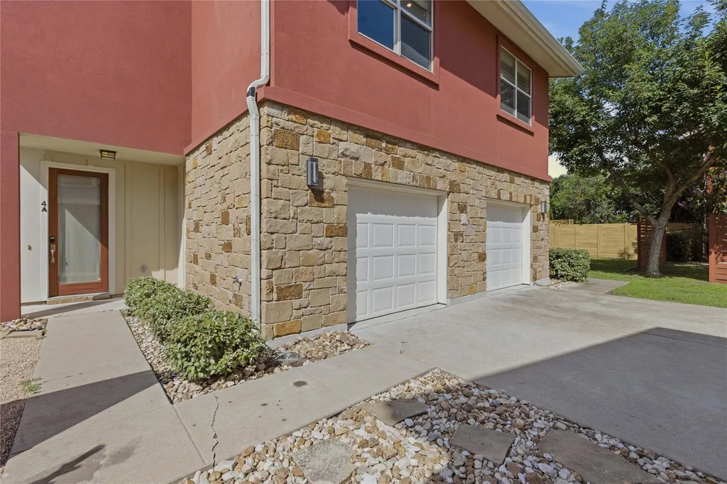 4124 Valley View Road Austin TX 78704