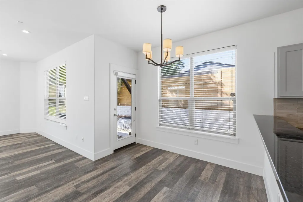 4124 Valley View Road Austin TX 78704
