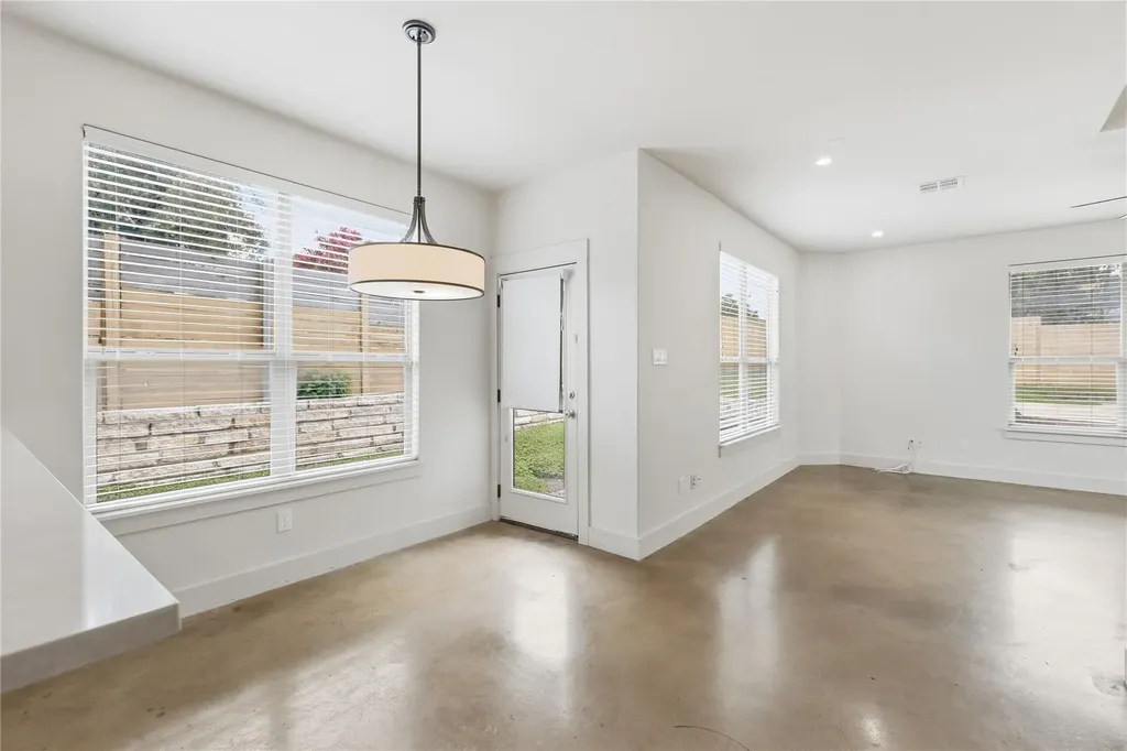4124 Valley View Road Austin TX 78704