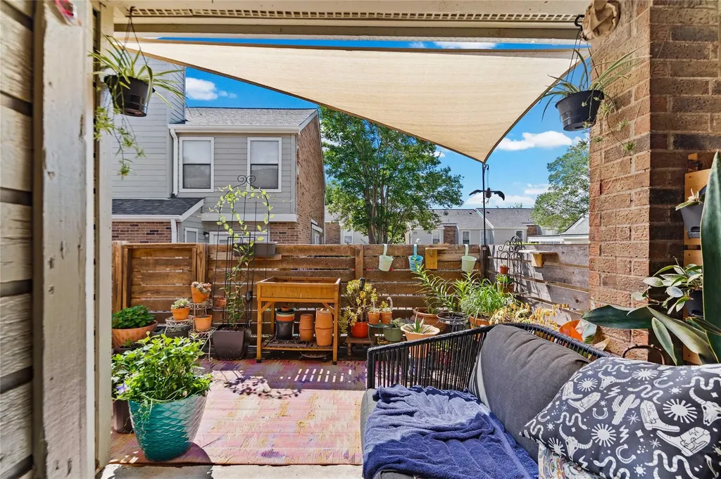2018 W Rundberg Lane Austin TX 78758