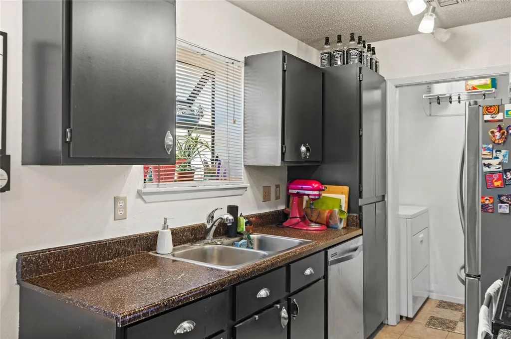 2018 W Rundberg Lane Austin TX 78758