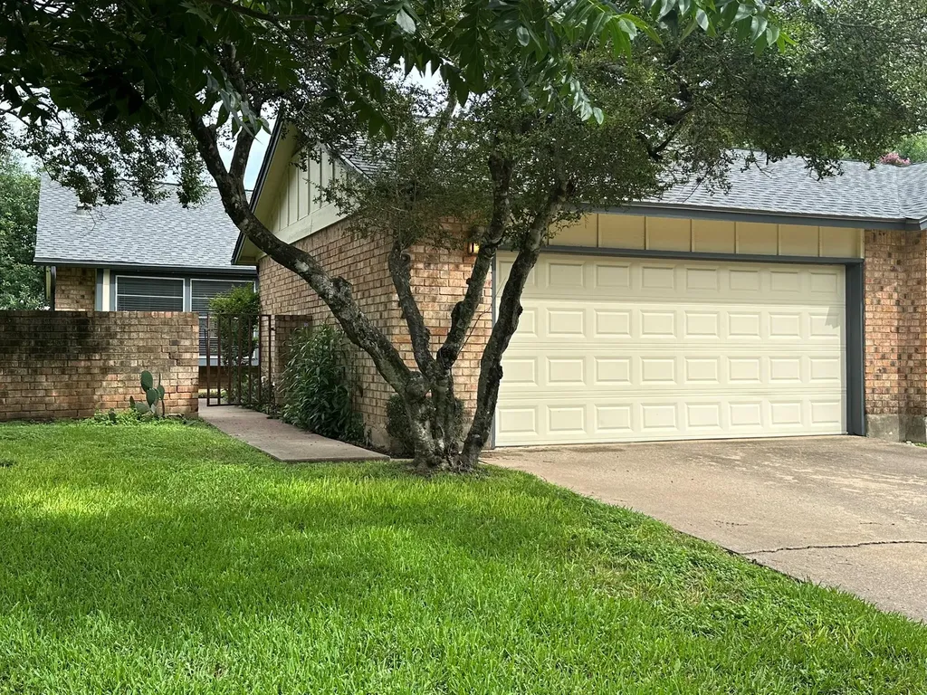 9217 Singing Quail Drive Austin TX 78758