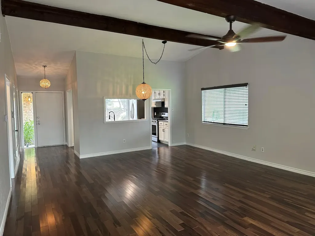 9217 Singing Quail Drive Austin TX 78758