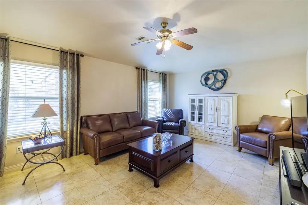 3301 Spumanti Lane Leander TX 78641