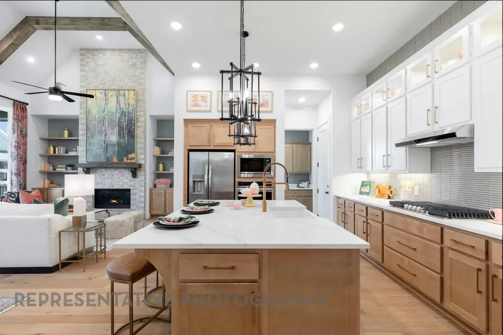 315 Leaning Rock Ridge Austin TX 78737