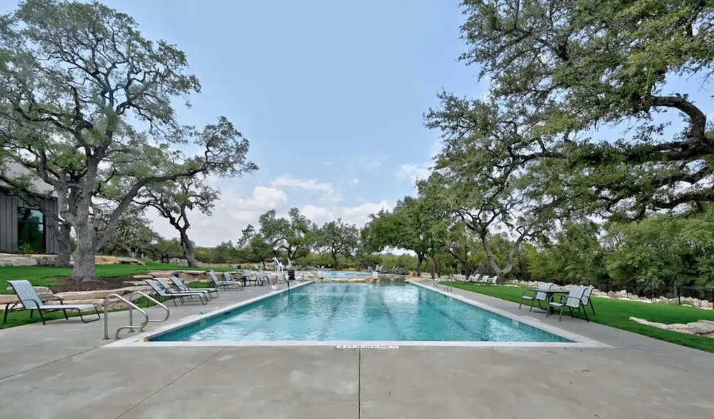 315 Leaning Rock Ridge Austin TX 78737