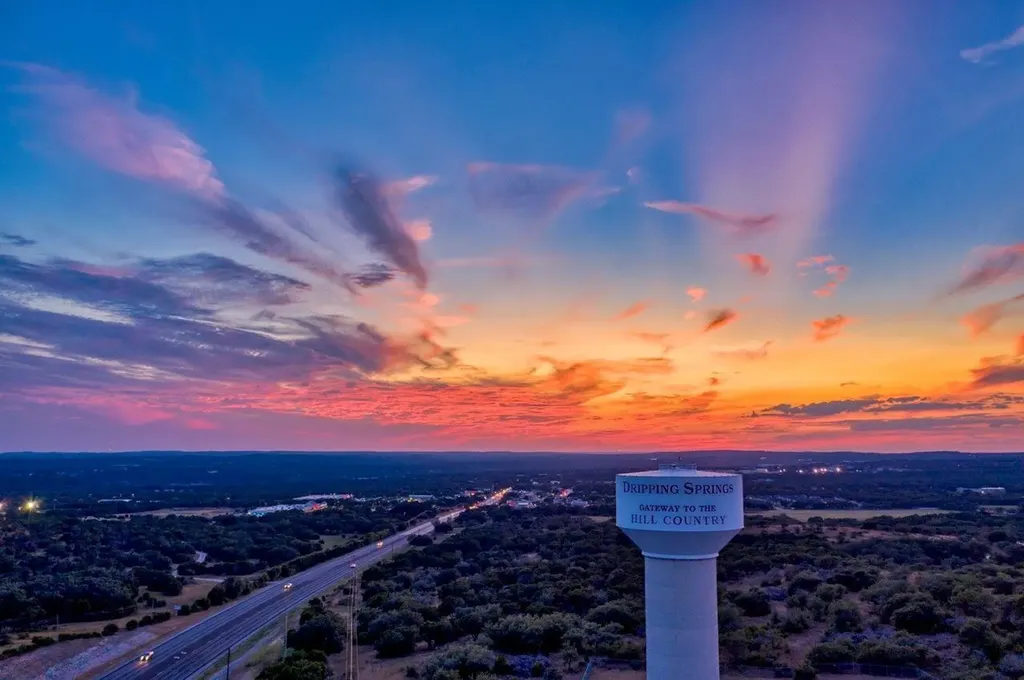 315 Leaning Rock Ridge Austin TX 78737