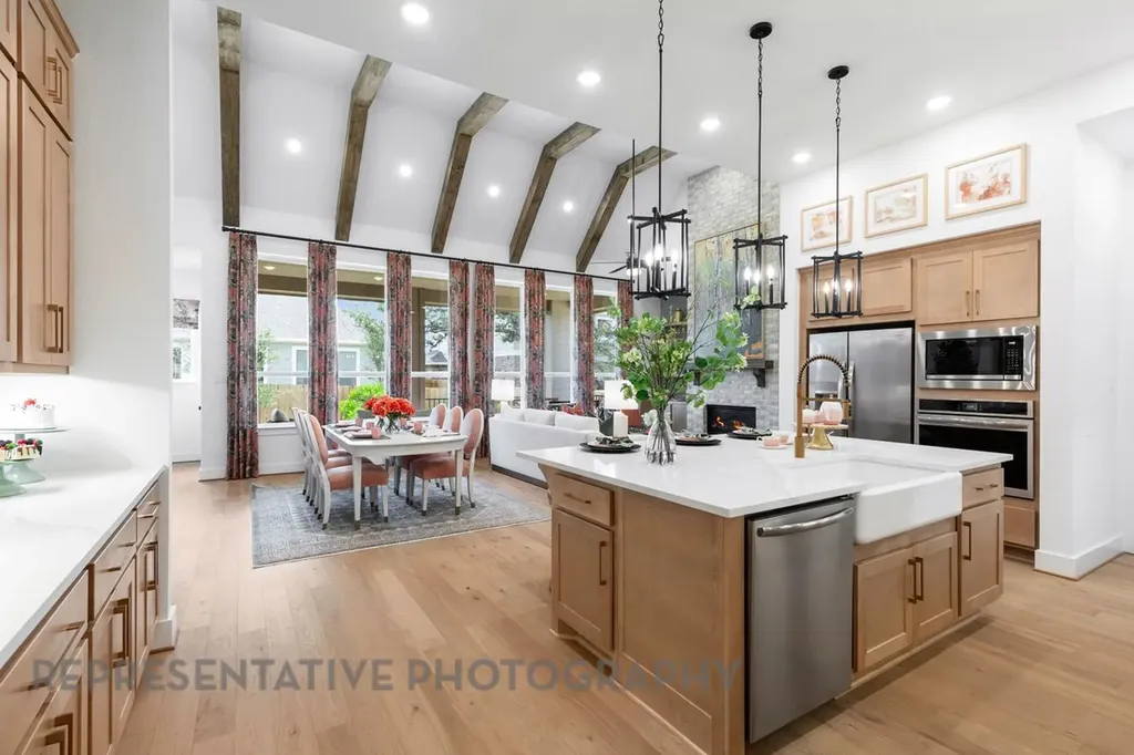 315 Leaning Rock Ridge Austin TX 78737