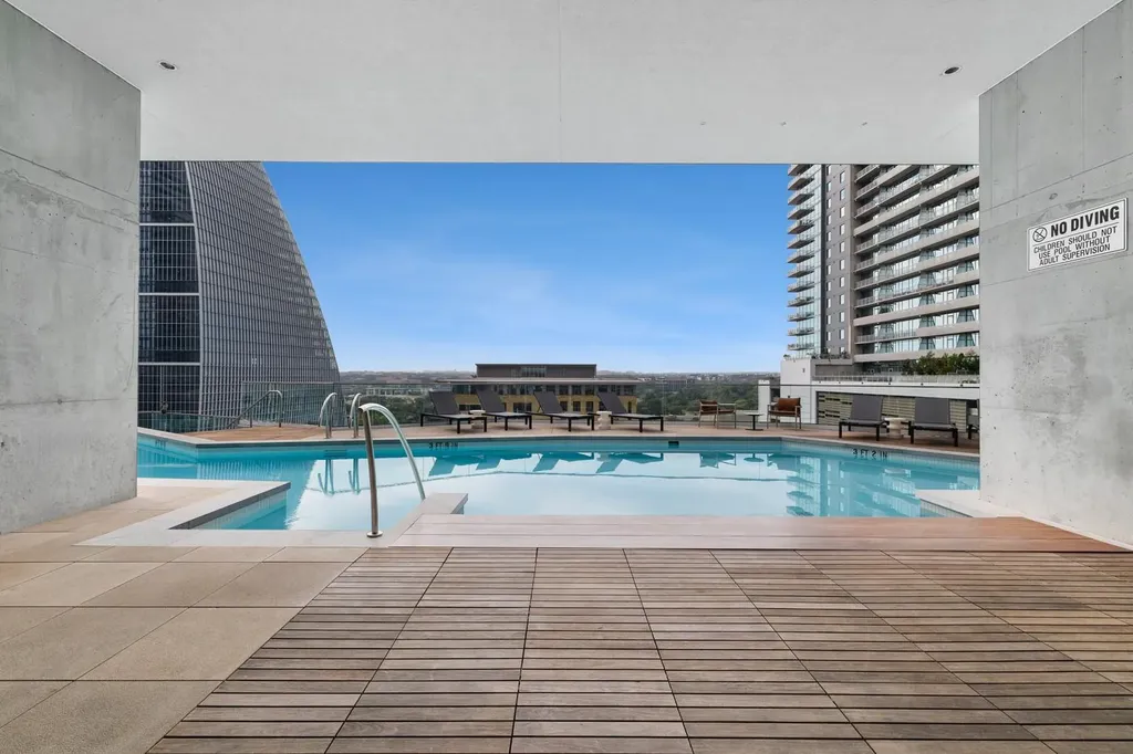 301 West Avenue Austin TX 78701