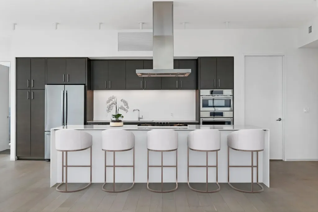301 West Avenue Austin TX 78701