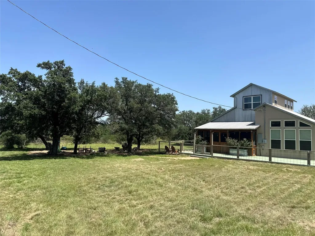 332 Turkey Dr Road Dripping Springs TX 78620