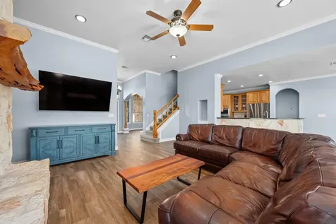 140 N Encino Crossing Liberty Hill TX 78642