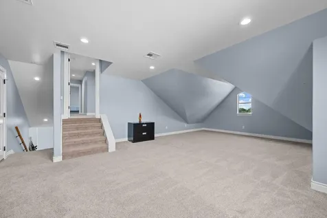 140 N Encino Crossing Liberty Hill TX 78642