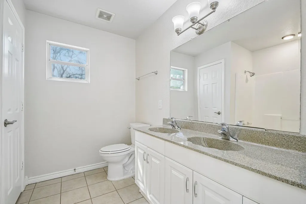164 Southwood Drive Granite Shoals TX 78654