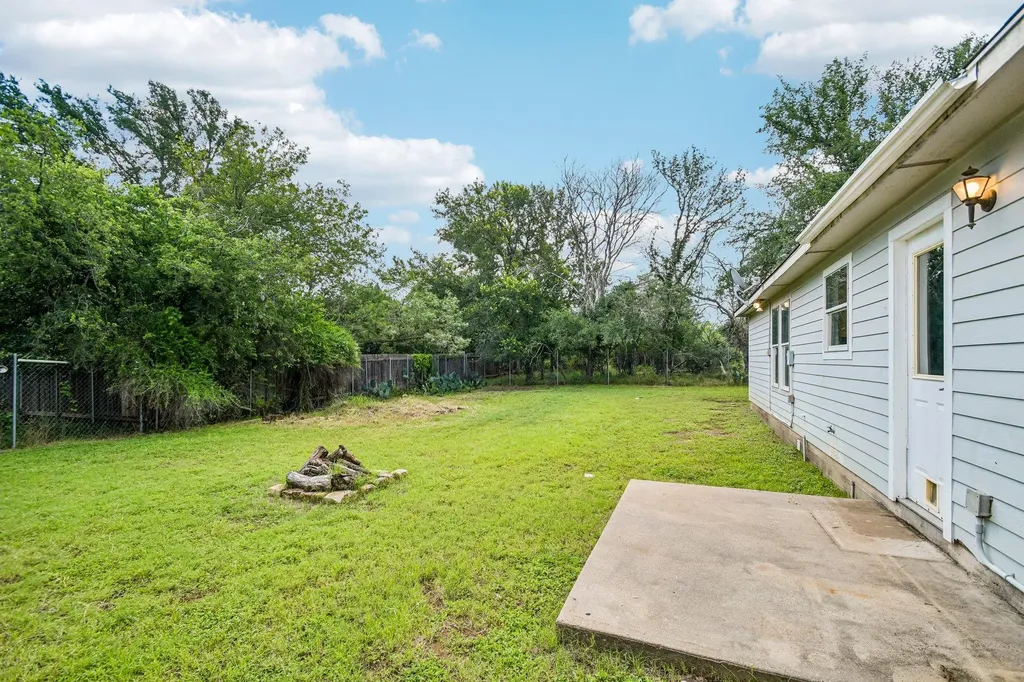 164 Southwood Drive Granite Shoals TX 78654