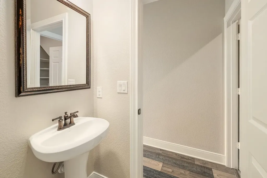 6212 Conestoga Wagon Way Del Valle TX 78617