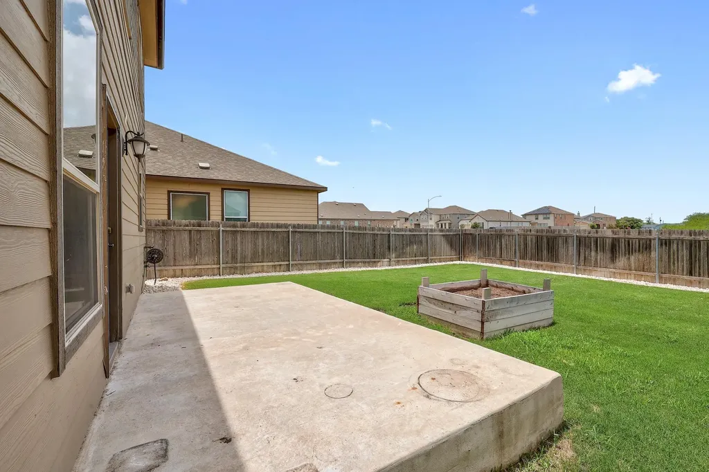 6212 Conestoga Wagon Way Del Valle TX 78617