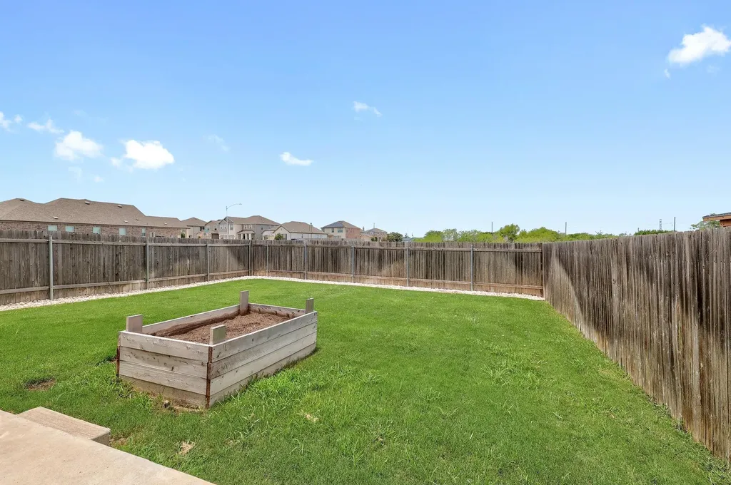6212 Conestoga Wagon Way Del Valle TX 78617