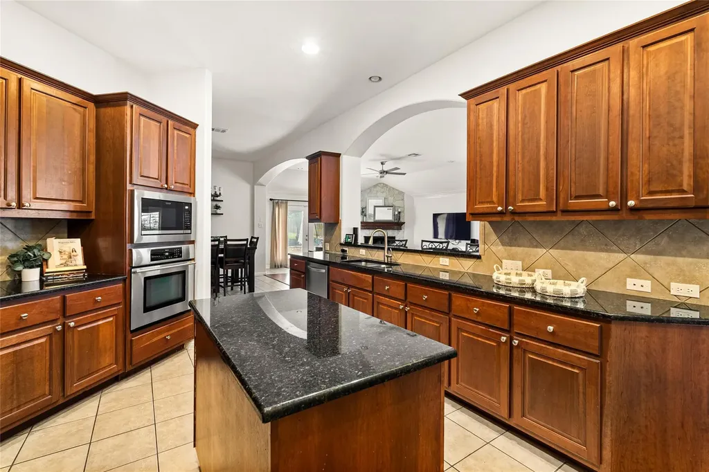 11424 Via Grande Drive Austin TX 78739