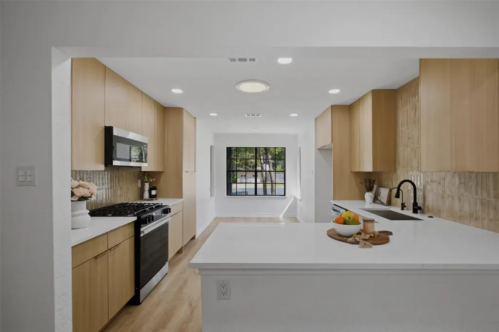 12302 Cabana Lane Austin TX 78727