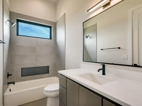 109 Island Court Horseshoe Bay TX 78657