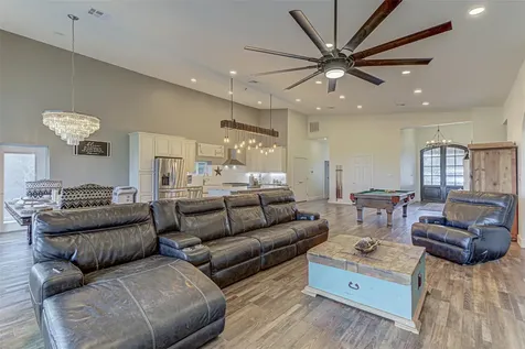 119 Miller Creek Bluff Briggs TX 78608