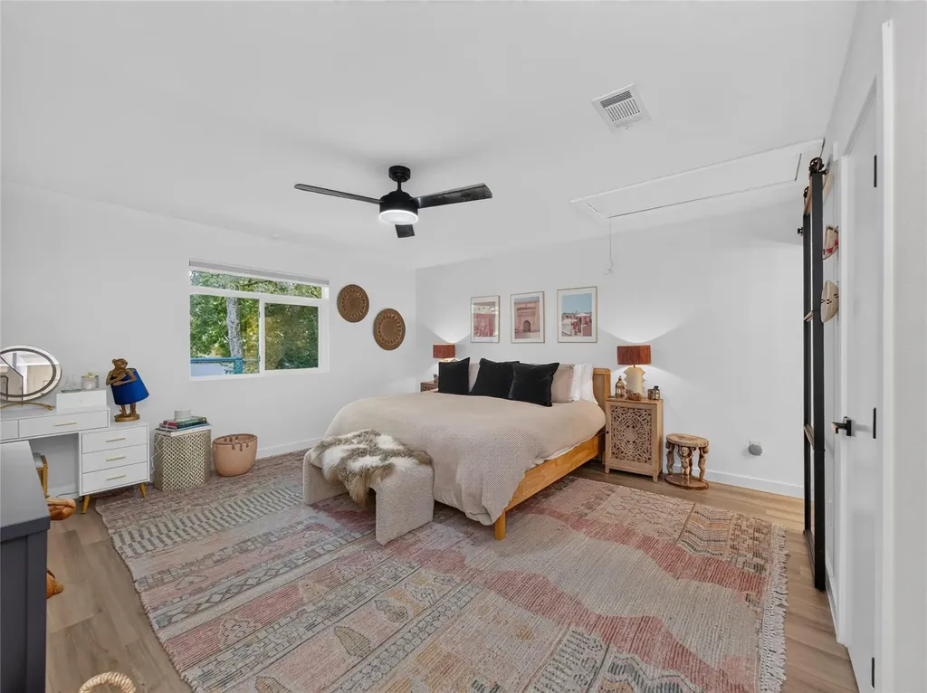 2102 Lear Lane Austin TX 78745