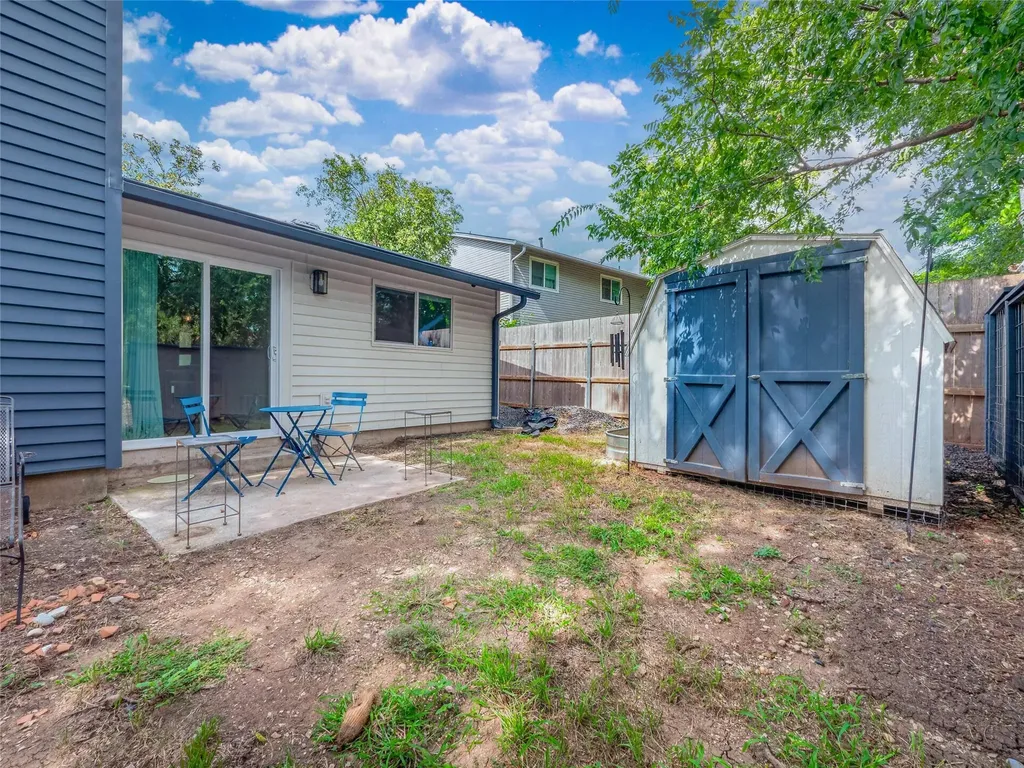 2102 Lear Lane Austin TX 78745