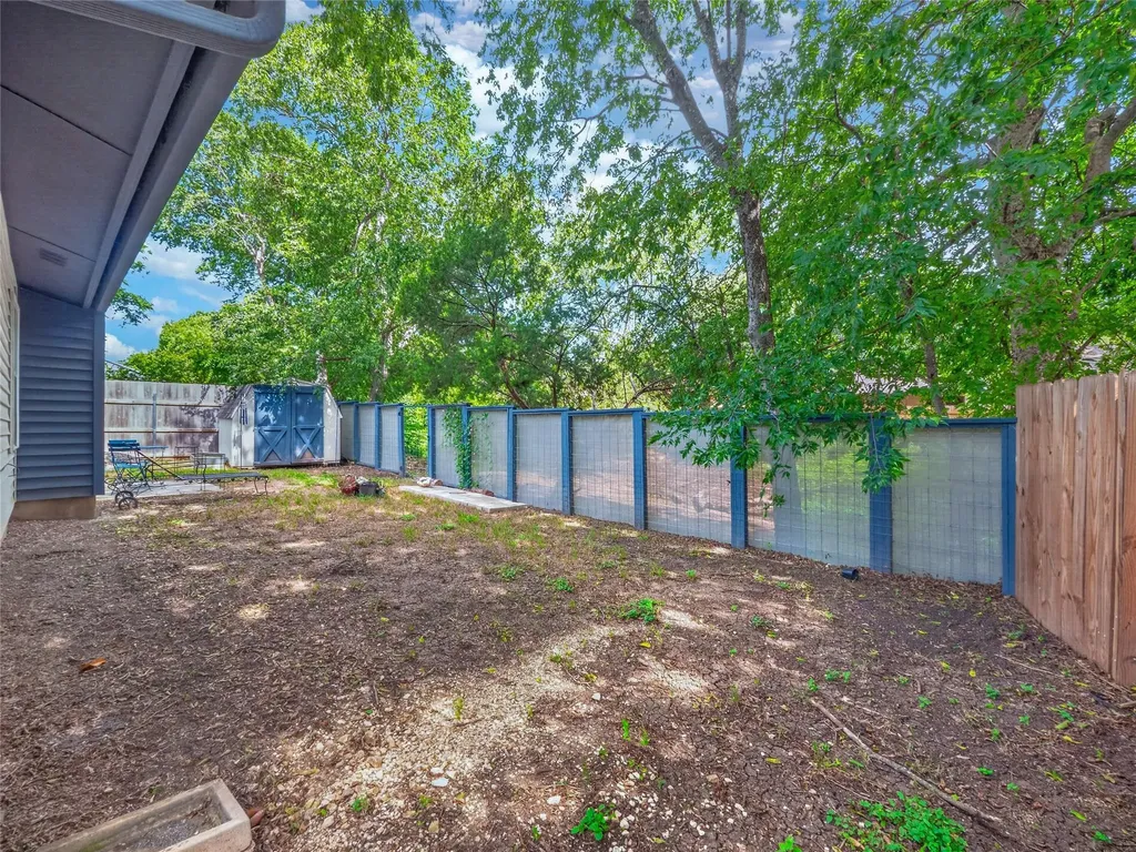2102 Lear Lane Austin TX 78745