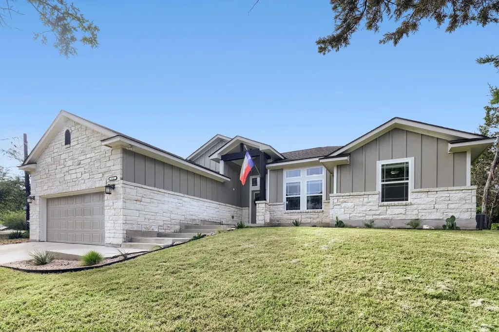 6101 Cimmaron Trail Lago Vista TX 78645